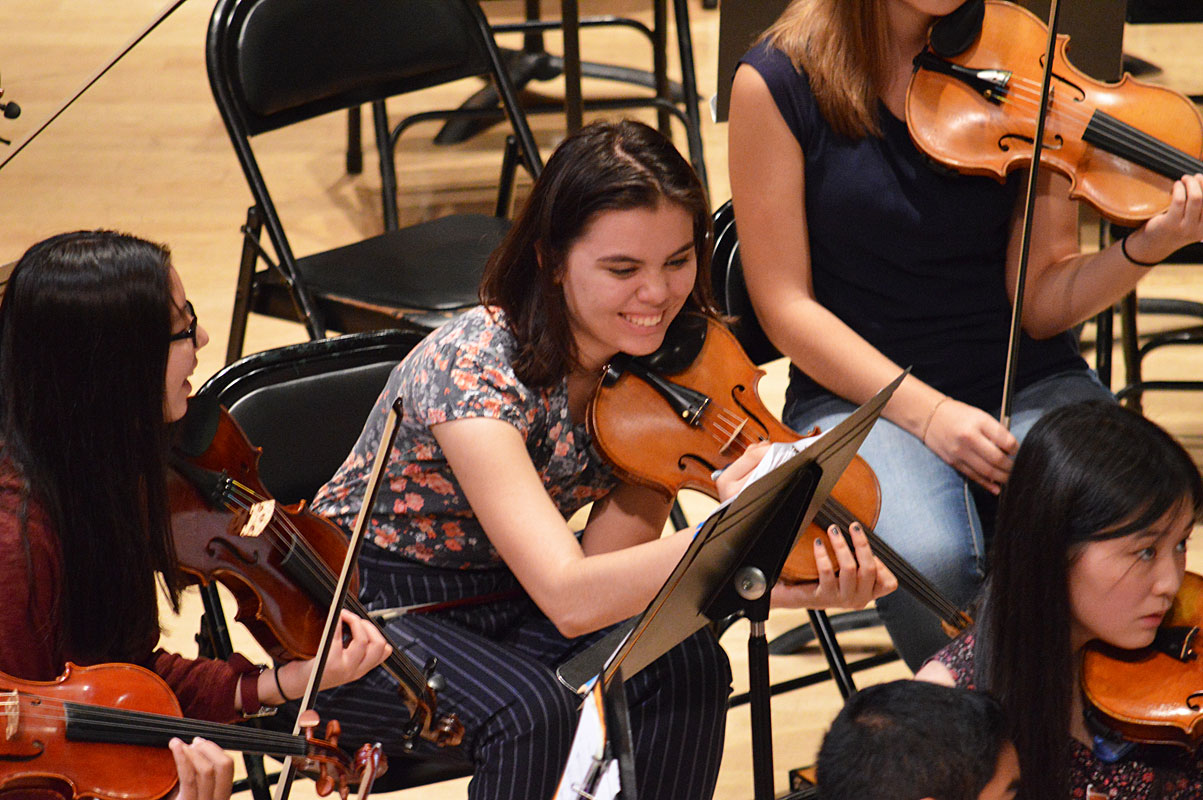 Alumni Profile: Former HYSO violinist made forever friends at Hochstein