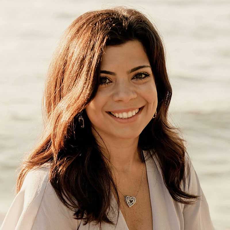 Alexandra Hine headshot