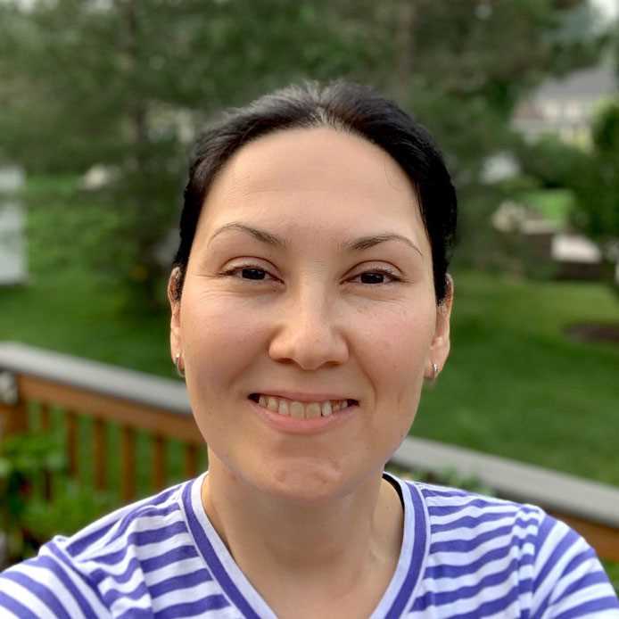 Jamilya Arzanesh headshot