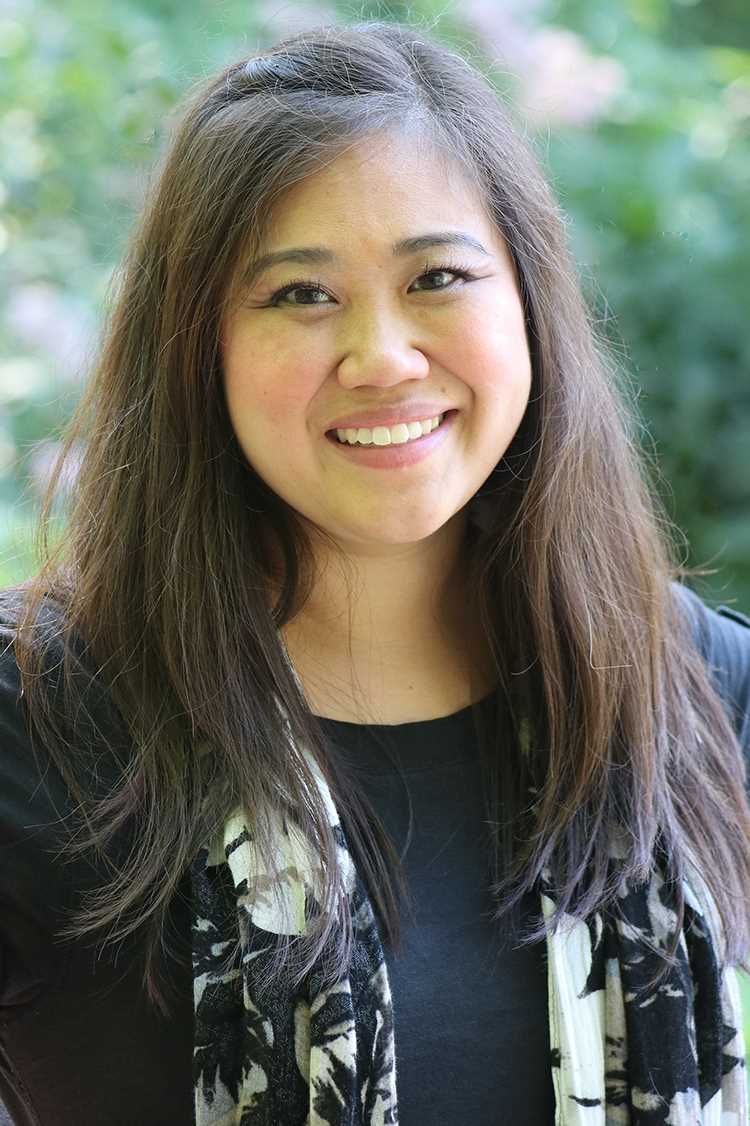 Shana Kohler headshot